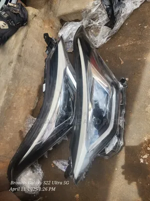 Headlights Toyota CHR 2022