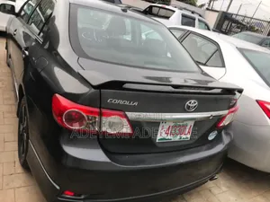 Toyota Corolla 2011 Gray