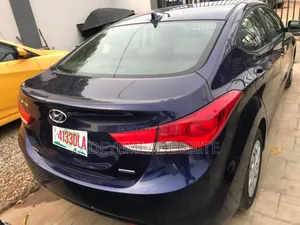 Hyundai Elantra 2011 Blue