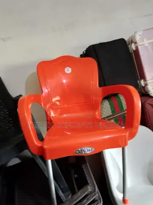 Plastic Restaurant Chair