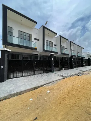 3bdrm Townhouse/Terrace in Ikota for sale
