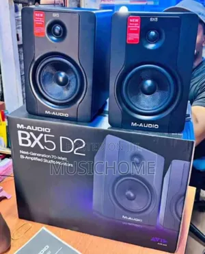 Studio Monitor