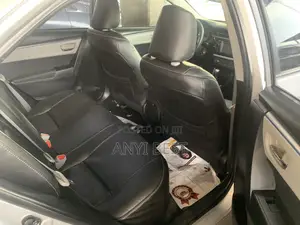 Toyota Corolla 2015 Silver