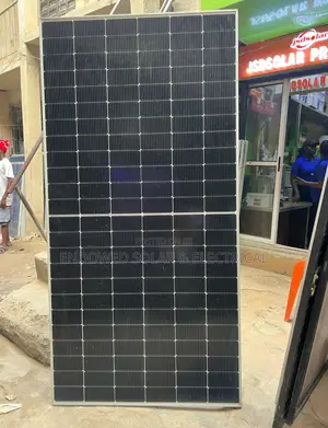 600w Bi-Facial Canadian Solar Panels Are Available