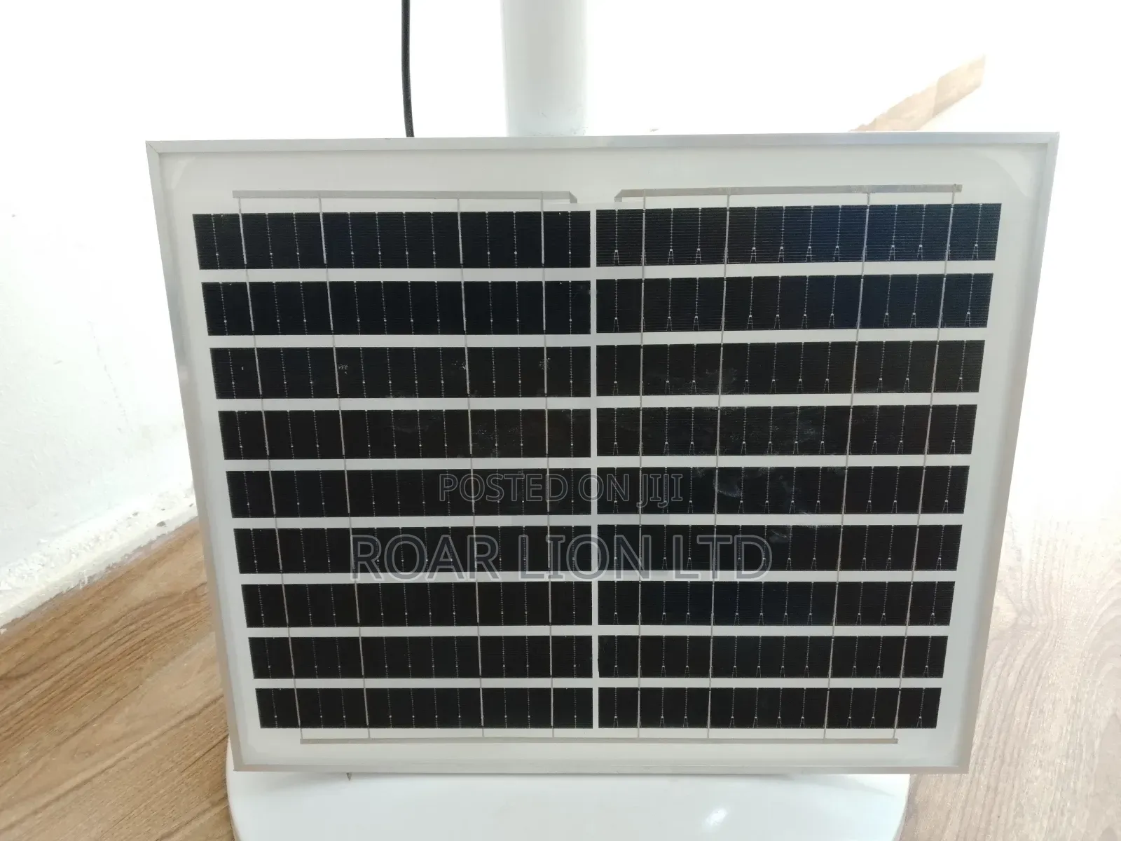 16inch Solar Rechargeable Fan With Panel