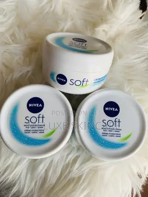 Nivea Soft Moisturizing Cream