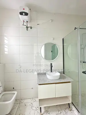 3bdrm Townhouse / Terrace in Lekki for rent