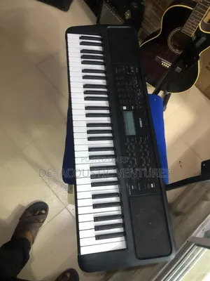 Yamaha E383 Uk Used Keyboard