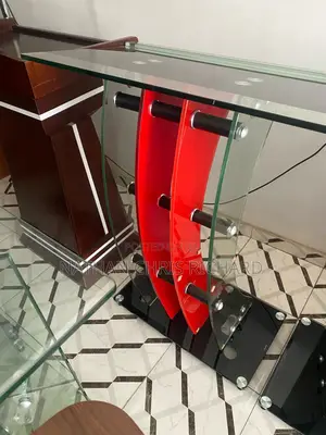 High Quality Glass Pulpit