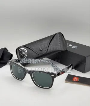 Water Inspires Pattern Men's Wayfarer Sunglasses