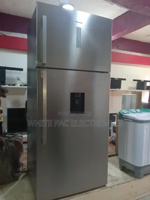 Hisense 535 L Big Size Twins Door Freezer / Fridge>Dispenser