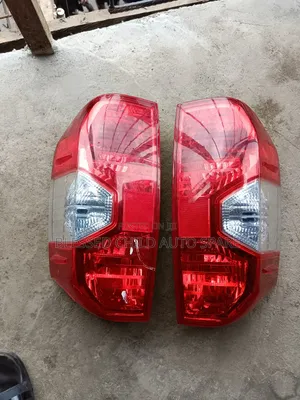 Back/Tail Light Toyota Tundra 2015-2017