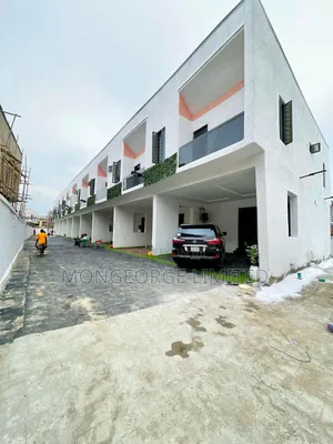 3bdrm Townhouse/Terrace in Ajah for Sale