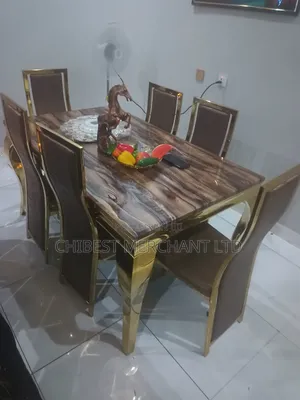 High Quality Dining Table