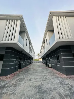 4bdrm Duplex in Ikeja for sale