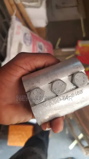 3 Bolt Metal (Small)