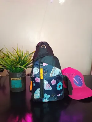 Men's and Women's Casual Crossbody Bag