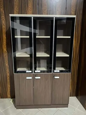Standard Bookshelf