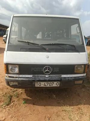 Mercedes-Benz T1/TN 1980 White