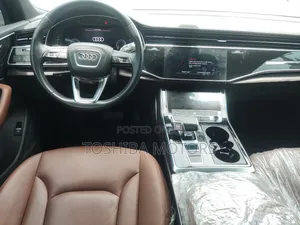 Audi Q7 Premium Plus 2021 Black