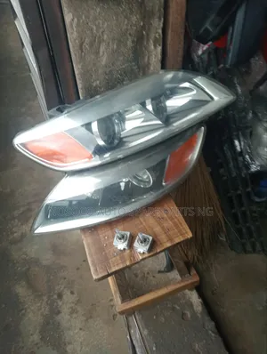 Full Light Audi Q7 2010