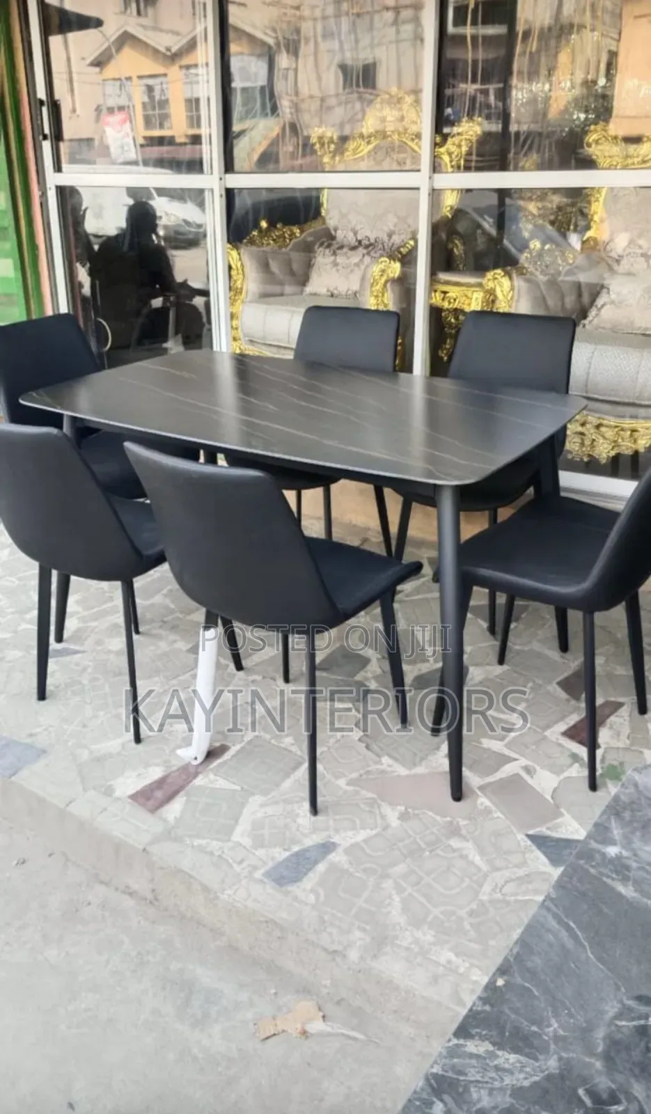 Black 6 Seaters Dinning Set