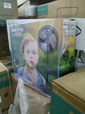 Essential Spacetex 18inches Standing Fan