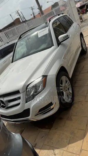 Mercedes-Benz GLK-Class Base GLK 250 BlueTEC 4dr AWD 4MATIC (2.1L 4cyl)