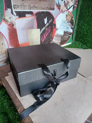 Black Collapsible Gift Box