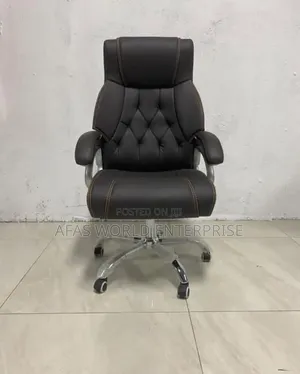 Smooth Office Chair With Swivel