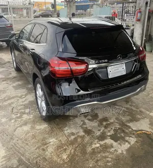 Mercedes-Benz GLA 250 2018 Black