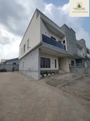 3bdrm Duplex in Carlton Gate Gra, Akobo for sale