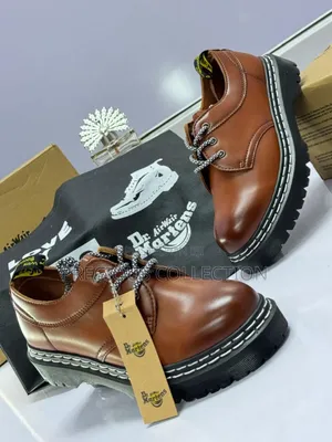 Dr Martens Double Line, Mixed Lace Leather Shoe