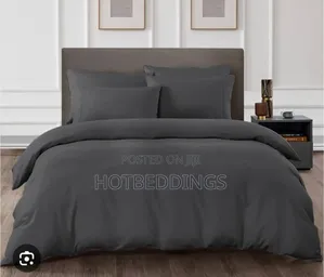 Quality Grey Duvet, Bedsheet and 4 Pillow Cases