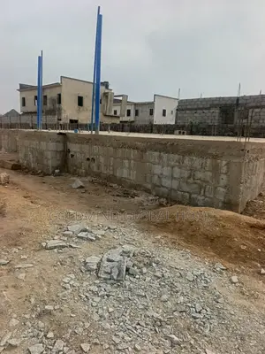 6bdrm Duplex in Goldmind Estate, Katampe Extension for sale