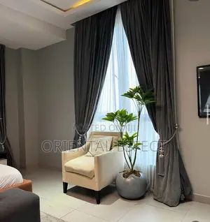Artificial Fortune Tree With Grey Granite Wobble Pot