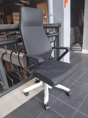 Imported Quality Swivel And Reclining Executive Office Chair
