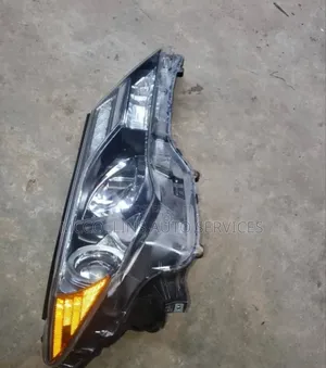 Very Neat Set Rav 4 2014 Headlight