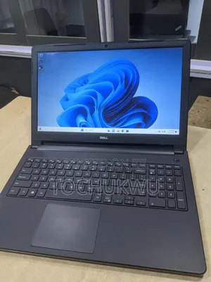 Laptop Dell Inspiron 15 5566 8GB Intel Core I3 HDD 500GB