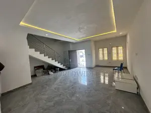 3bdrm Townhouse/Terrace in Idu for Sale