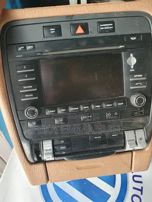 Stereo Porsche Cayenne 2008