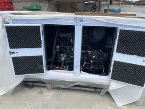 Heavy-duty England Perkins Soundproof Diesel Generator100kva