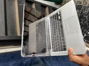 New Laptop Apple MacBook Pro 8GB Intel Core I5 HDD+SSD 500GB