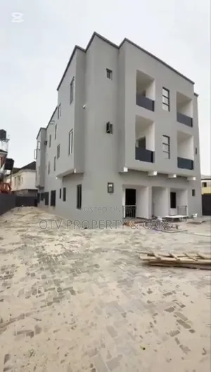 12 Units of 1 Bedroom Apartment With en-Suite Bedroom