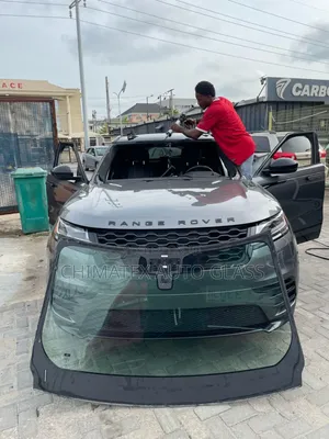 Range Vella 2020 Windscreen Installation We Deliver