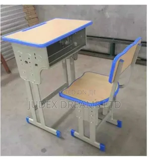 High Quality School Desk