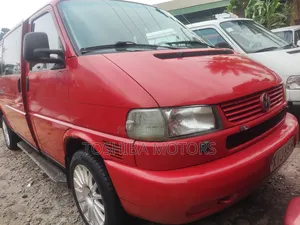 Volkswagen Transporter 2005 Red