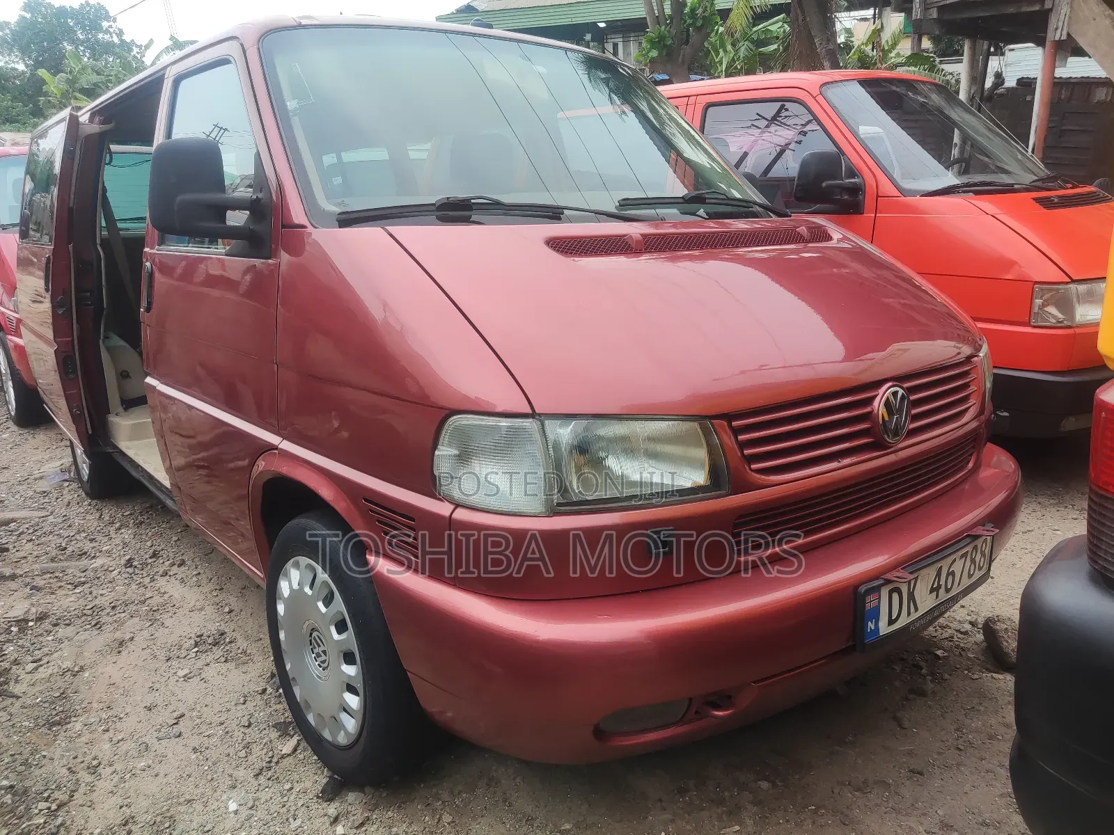 Volkswagen Transporter 2004 Red