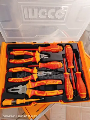 Hktv01h091
9 PCS Insulated Hand Tools Set