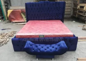 Well Bottoned Fabric Bed